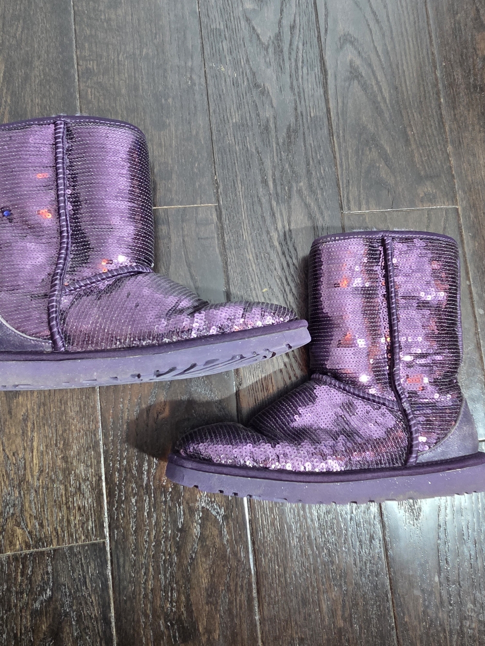 UGG Classic Short Purple Sequin Suede Fur Boots Size 8 Womens 1003598